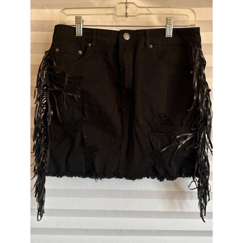 Forever 21 Black Distressed Fringe Mini Skirt Size L Edgy Festival Boho Denim